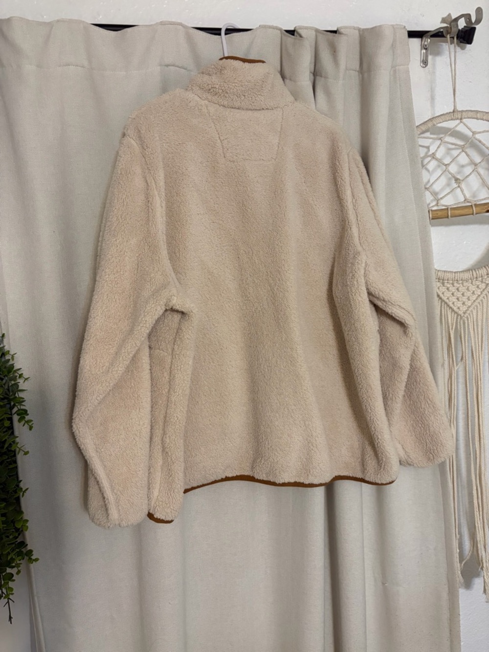 Carhartt Tan and Cream Sherpa-Lined Hooded Jacket - Picture 4 of 4